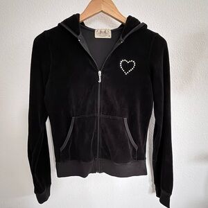 Vintage Y2K Juicy Couture Girls Black Velour Hoodie with Rhinestone Heart Size M